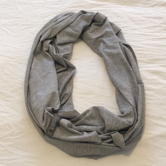 lululemon athletica Accessories - Lululemon Vinyasa scarf NWOT